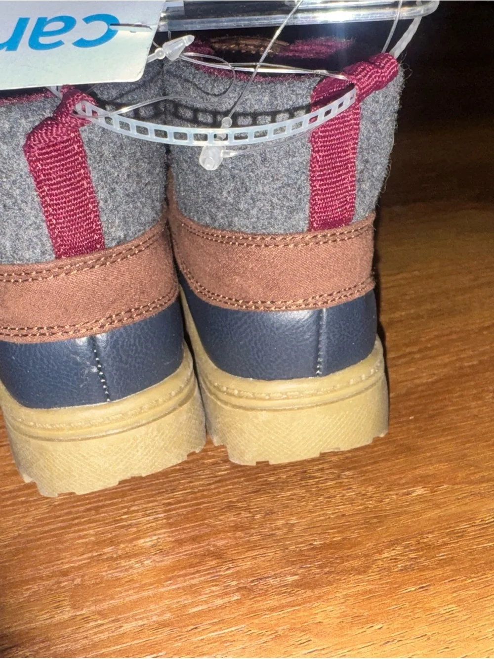 Carters Toddler Duck Boots Size 8 Blue Brown Stylish & Comfortable Snow boots.